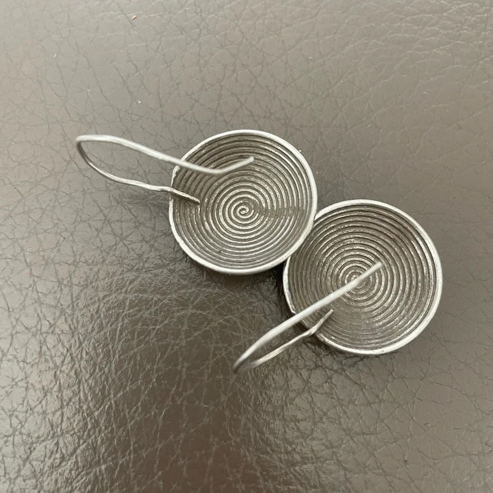 Unique Exquisite Tribal Thai Silver Earrings - Picture 2 of 3
